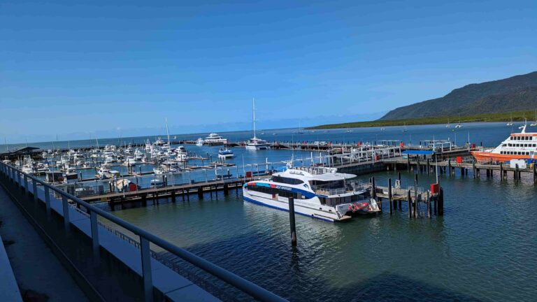 Peir Marina
